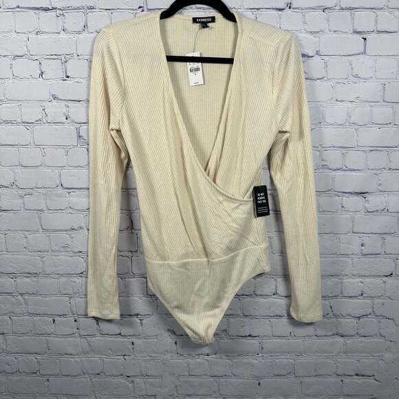 Express Tops - Express Deep V-Neck Lightweight Bodysuit Size Medium